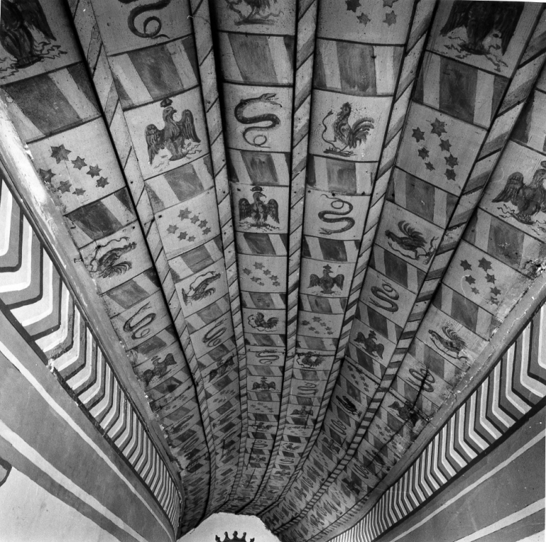emblemi della famiglia Del Gallo (soffitto dipinto) - ambito laziale (seconda metà, seconda metà sec. XVI, sec. XIX)