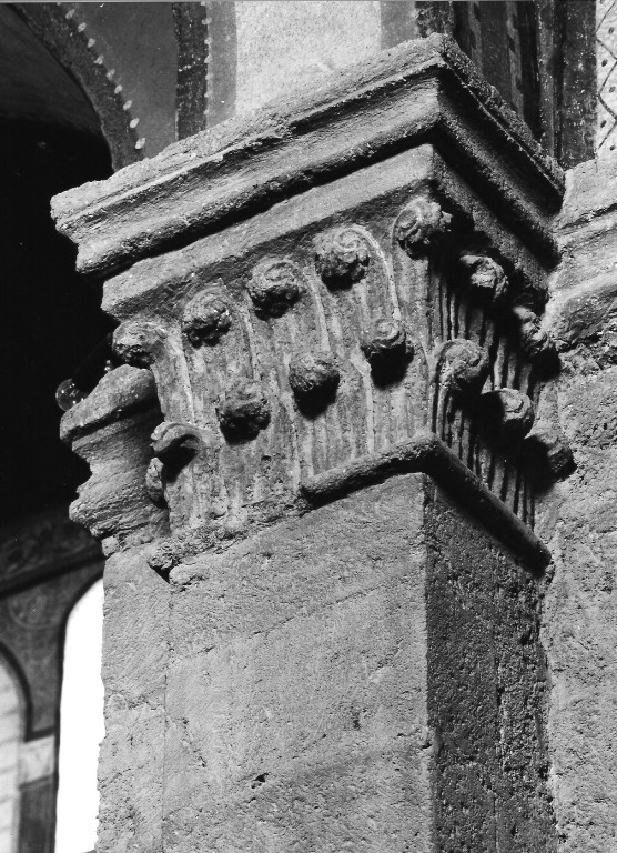 capitello di pilastro - ambito cistercense (sec. XIII)