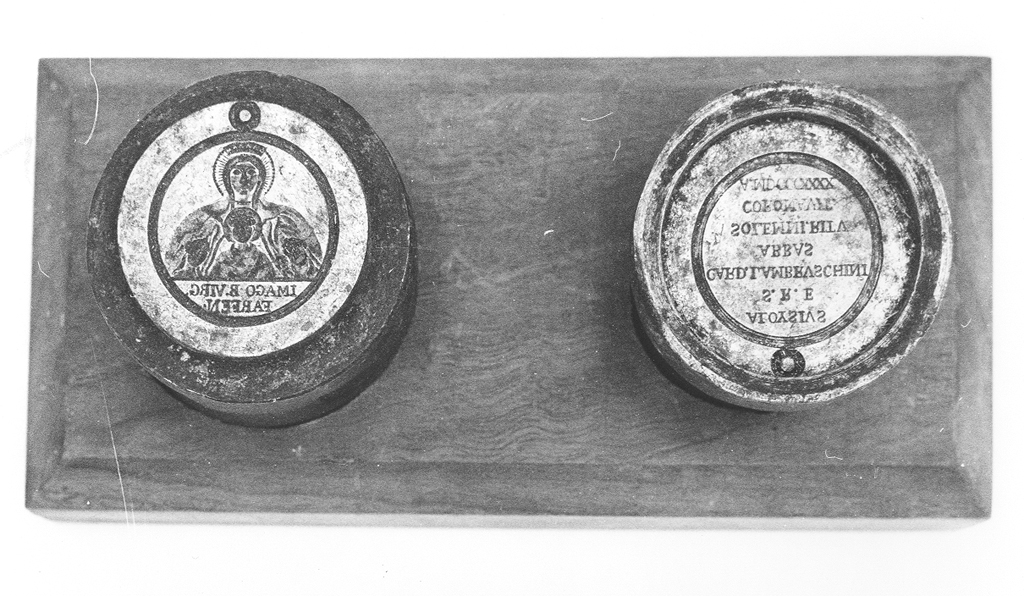 conio di medaglia, elemento d'insieme di Colarieti Tosti Cristofano (sec. XIX)