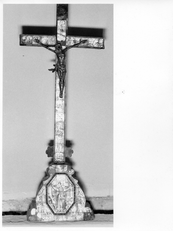 croce d'altare - ambito laziale (sec. XVIII)