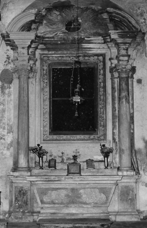 altare - a edicola - ambito laziale (sec. XVIII)