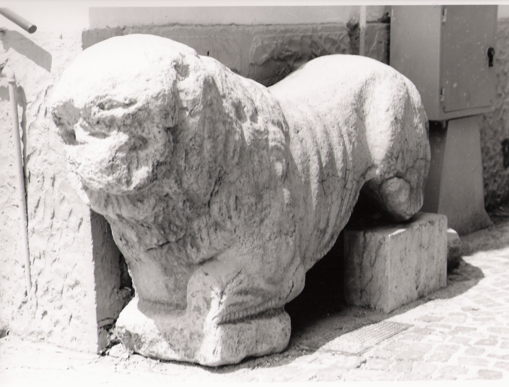 leone (scultura) - ambito laziale (sec. XIII)