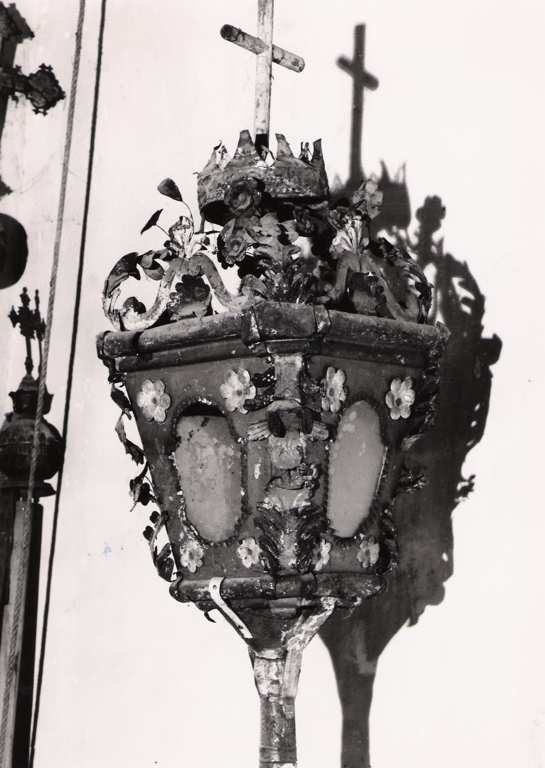 motivi decorativi floreali (lanterna processionale) - ambito laziale (prima metà sec. XIX)