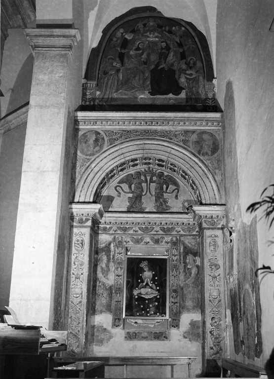 Incoronazione; Annunciazione; Cristo Salvatore (altare, insieme) - ambito laziale, ambito romano (secc. XIV/ XV)