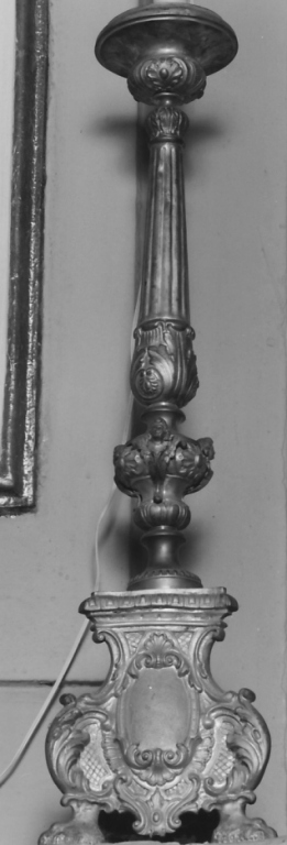 candeliere d'altare, serie - bottega laziale (sec. XIX)