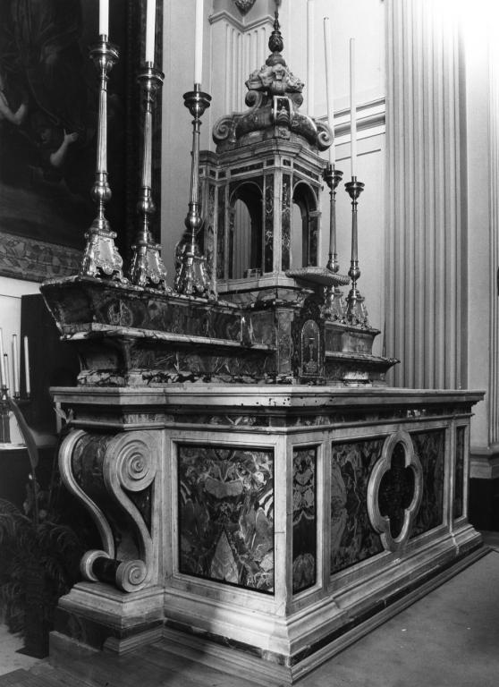 altare di Bussoni Agostino (metà sec. XVIII)