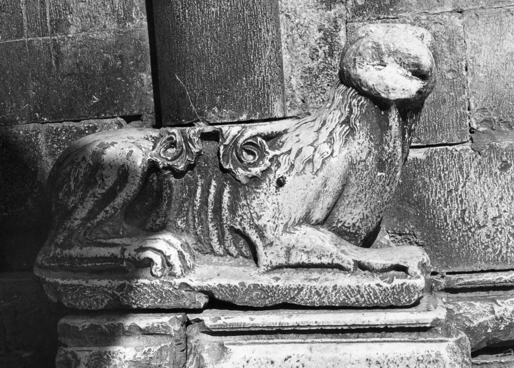 leone (statua) - ambito laziale (sec. XIII)
