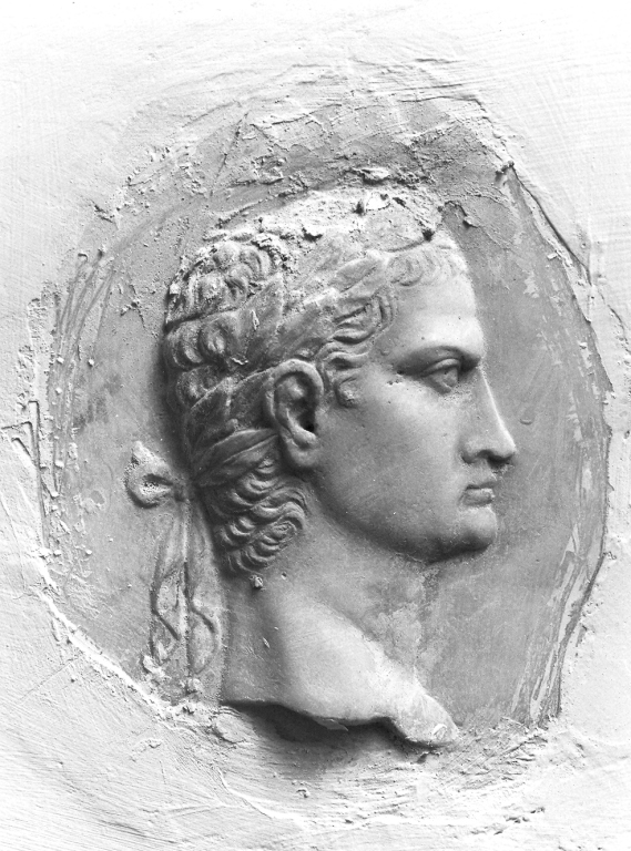 profilo di un imperatore romano (rilievo) - ambito laziale (secc. XVIII/ XIX)
