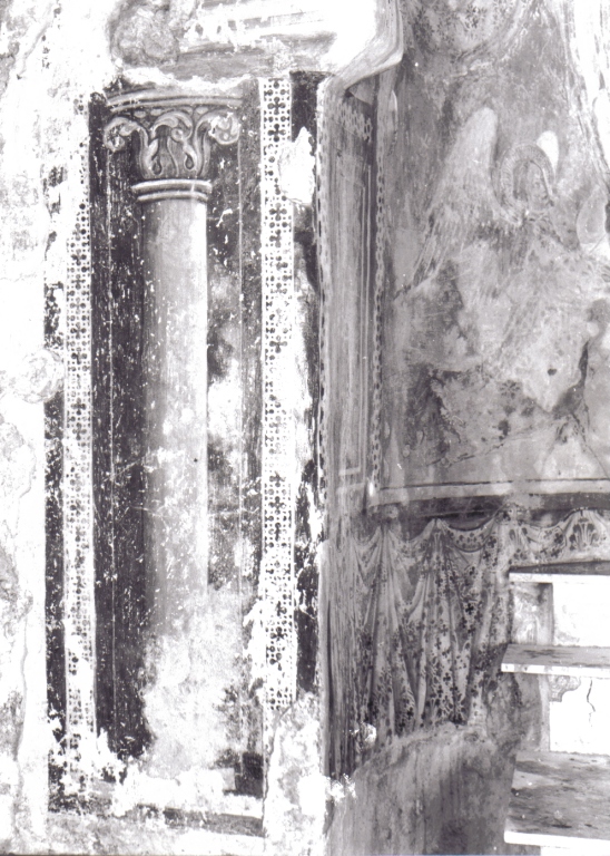 motivi decorativi architettonici (dipinto, frammento) - ambito campano (sec. XIV)