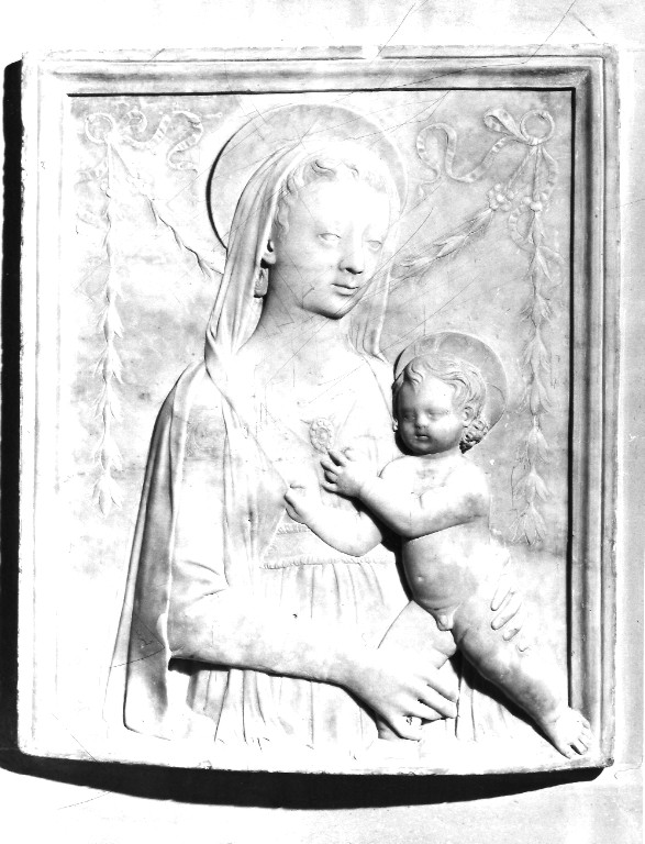 Madonna con Bambino (rilievo) - ambito laziale (sec. XV)