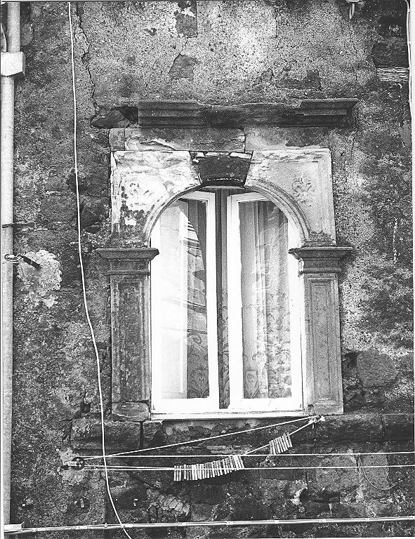 mostra di finestra - ambito Italia centrale (secc. XV/ XVI)