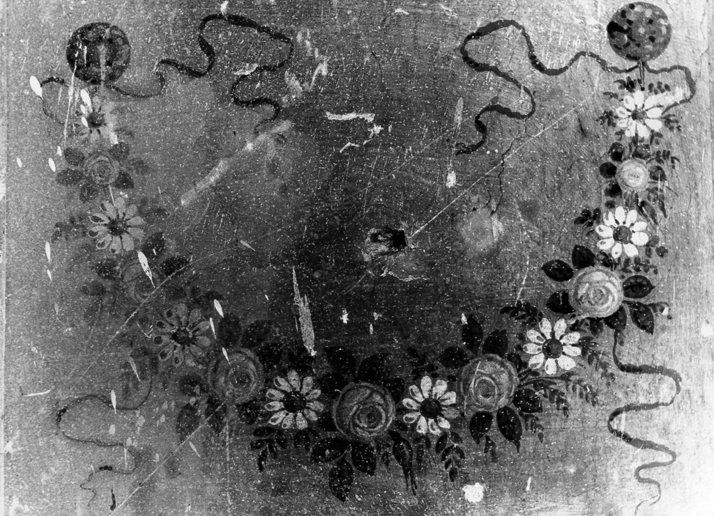 festone con fiori (dipinto, opera isolata) - ambito laziale (sec. XVII)