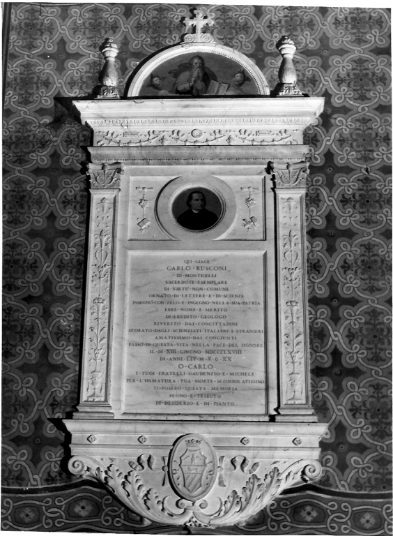 monumento funebre - a edicola centinata, complesso decorativo di Cianti Michelangelo (fine sec. XIX)