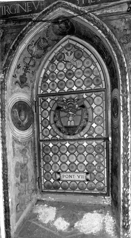 vetrata di Giuliani Giulio Cesare, Bencivenga F (sec. XX)