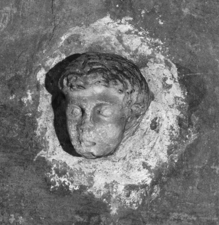 testa d'uomo (scultura, frammento) - ambito romano (sec. IV)