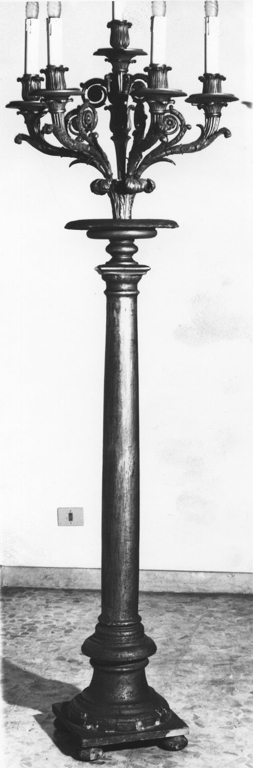 candelabro, serie - ambito romano (seconda metà sec. XVII)