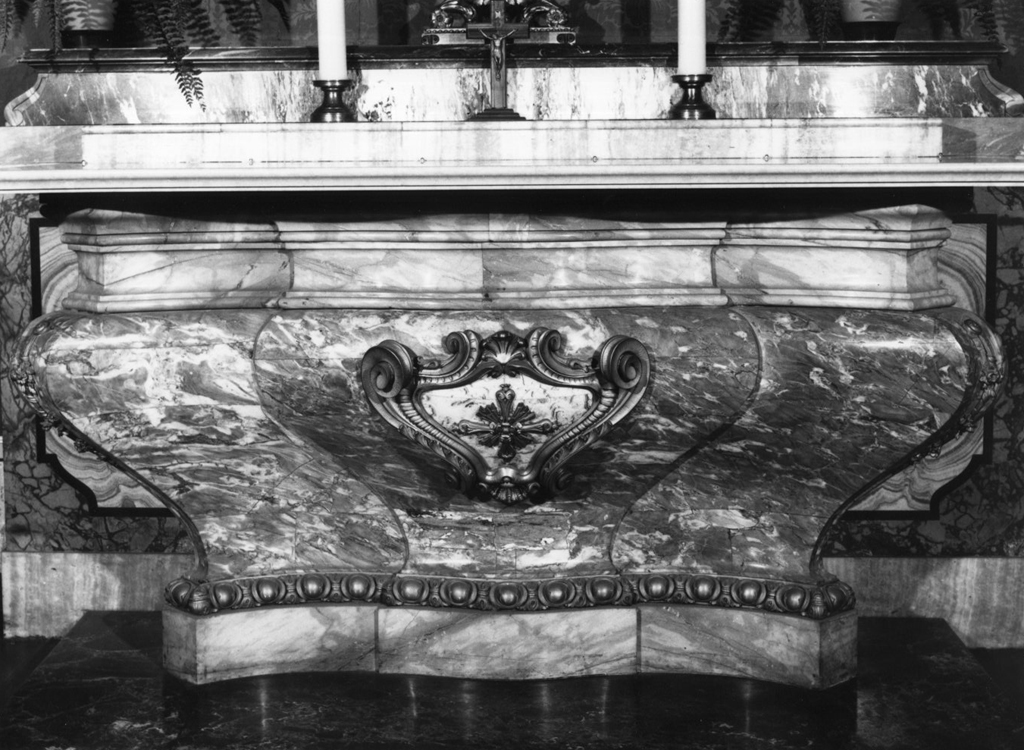 altare di Astorri Giuseppe (sec. XX)