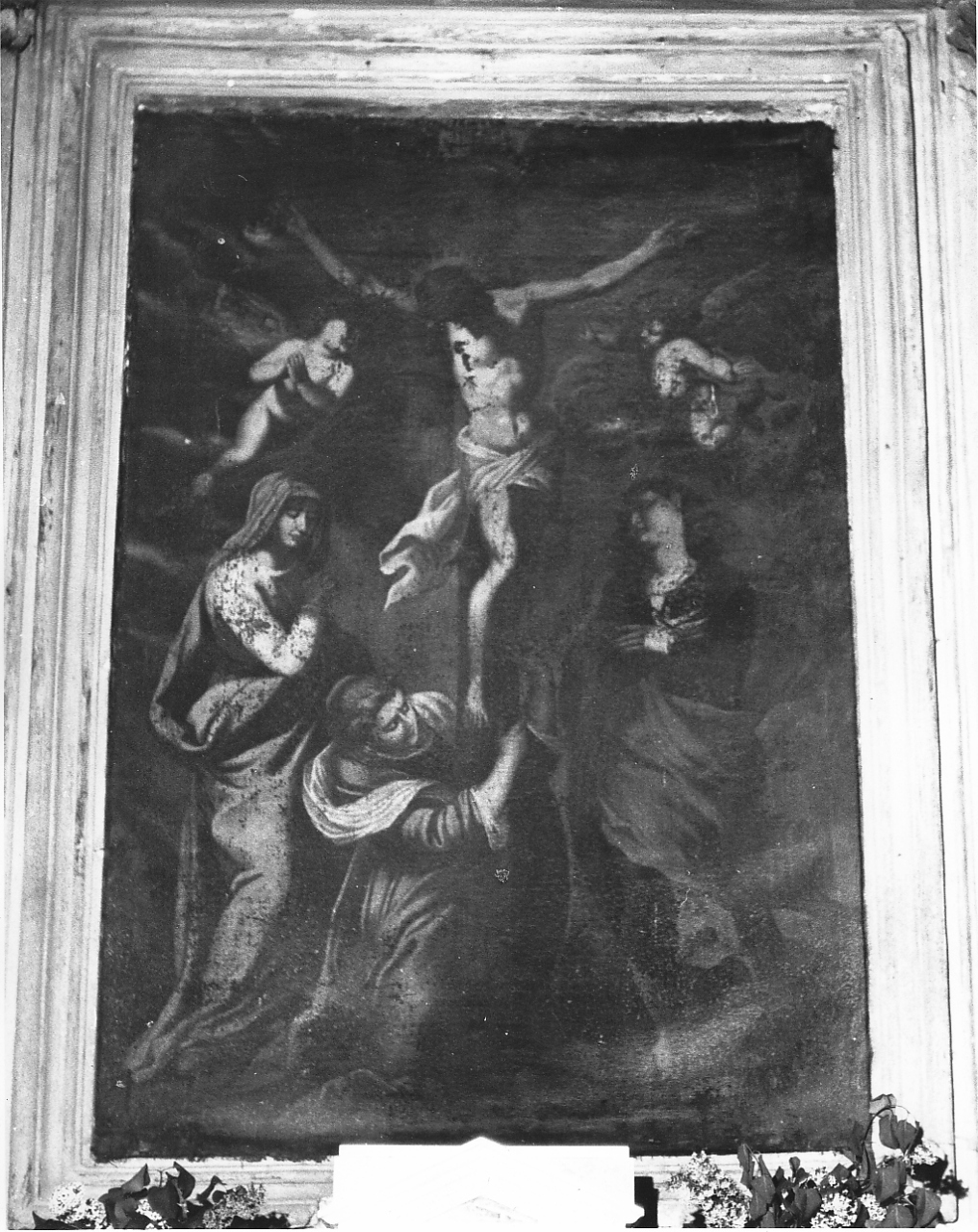 crocifissione di Cristo con la Madonna, San Giovanni Evangelista e Santa Maria Maddalena (dipinto) - bottega laziale (sec. XVIII)