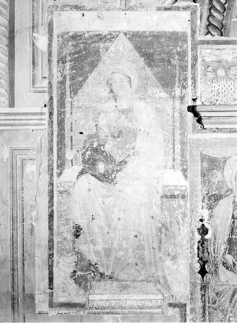 Madonna del latte, Madonna in trono (dipinto murale, opera isolata) - ambito lombardo (prima metà sec. XV)