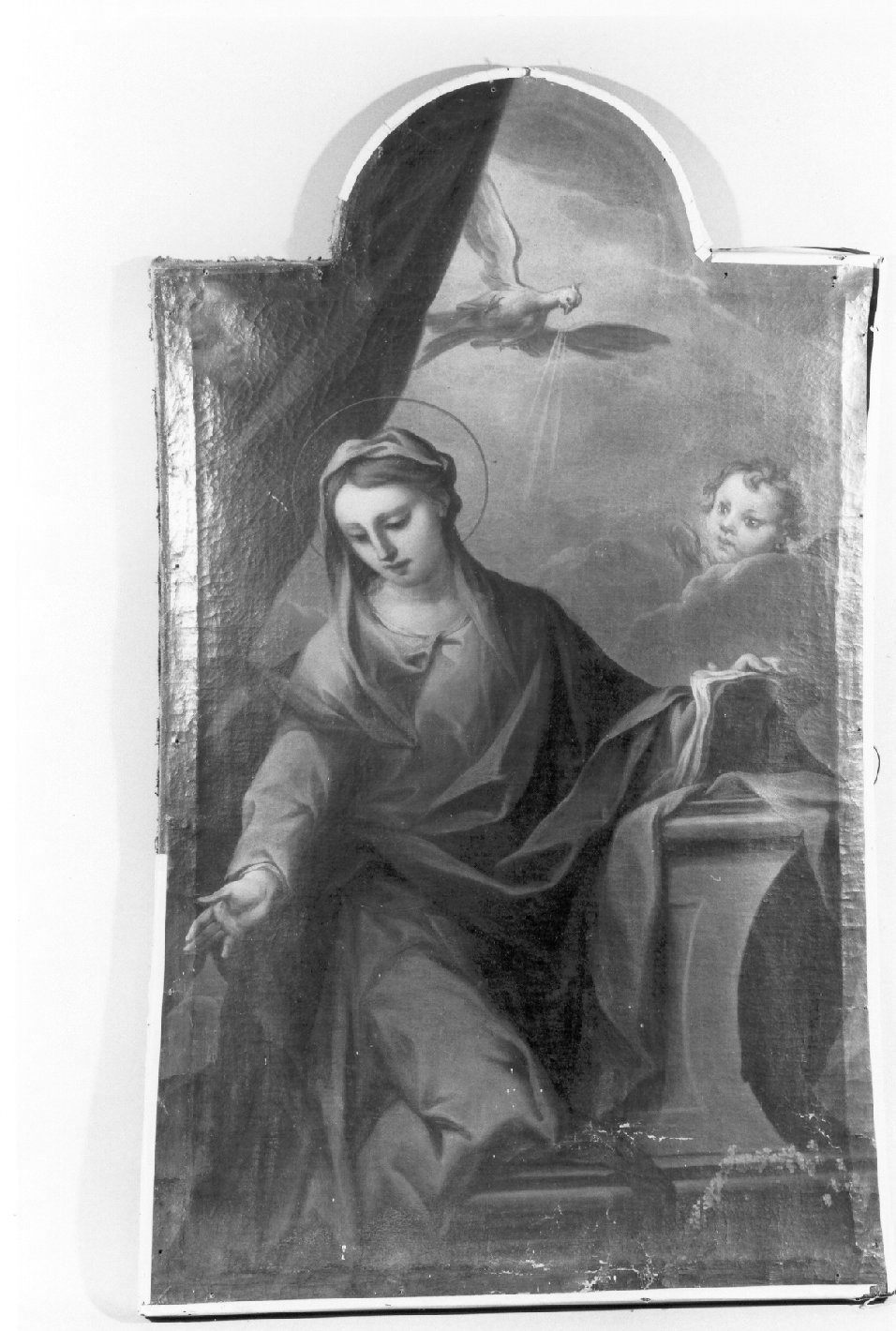 Madonna annunciata (dipinto, elemento d'insieme) di Fabbri Pietro detto dell'Oboe (secondo quarto sec. XVIII)