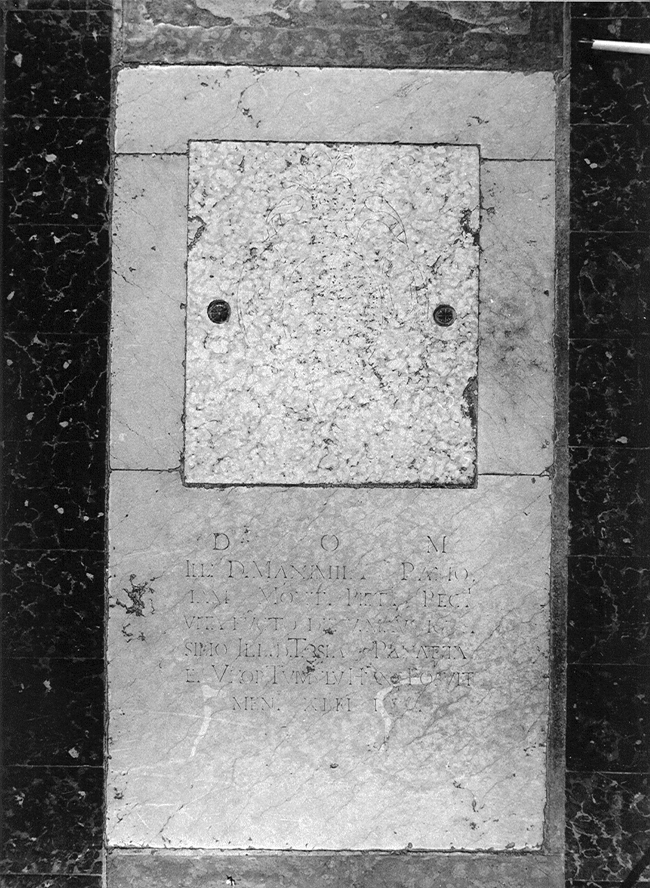 stemma (lapide tombale, opera isolata) - ambito mantovano (ultimo quarto sec. XVII)