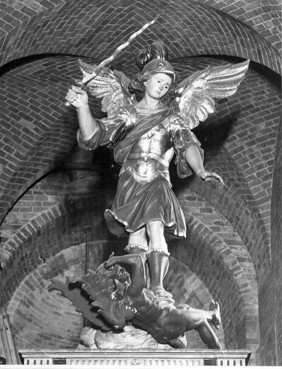 San Michele Arcangelo (statua, opera isolata) - ambito cremonese (sec. XVIII)