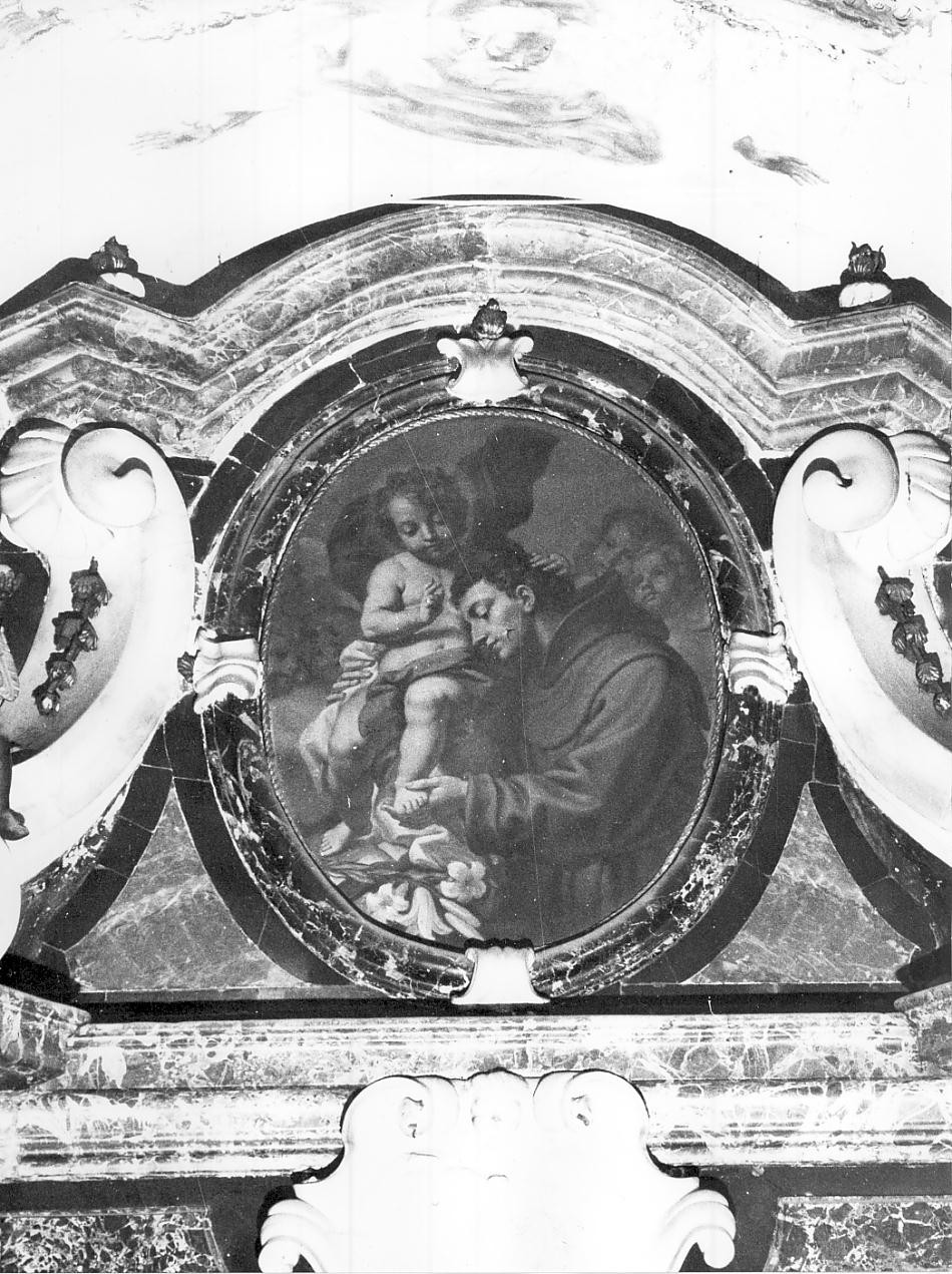 Sant'Antonio da Padova con il bambino (dipinto, elemento d'insieme) di Massarotti Angelo (sec. XVIII)