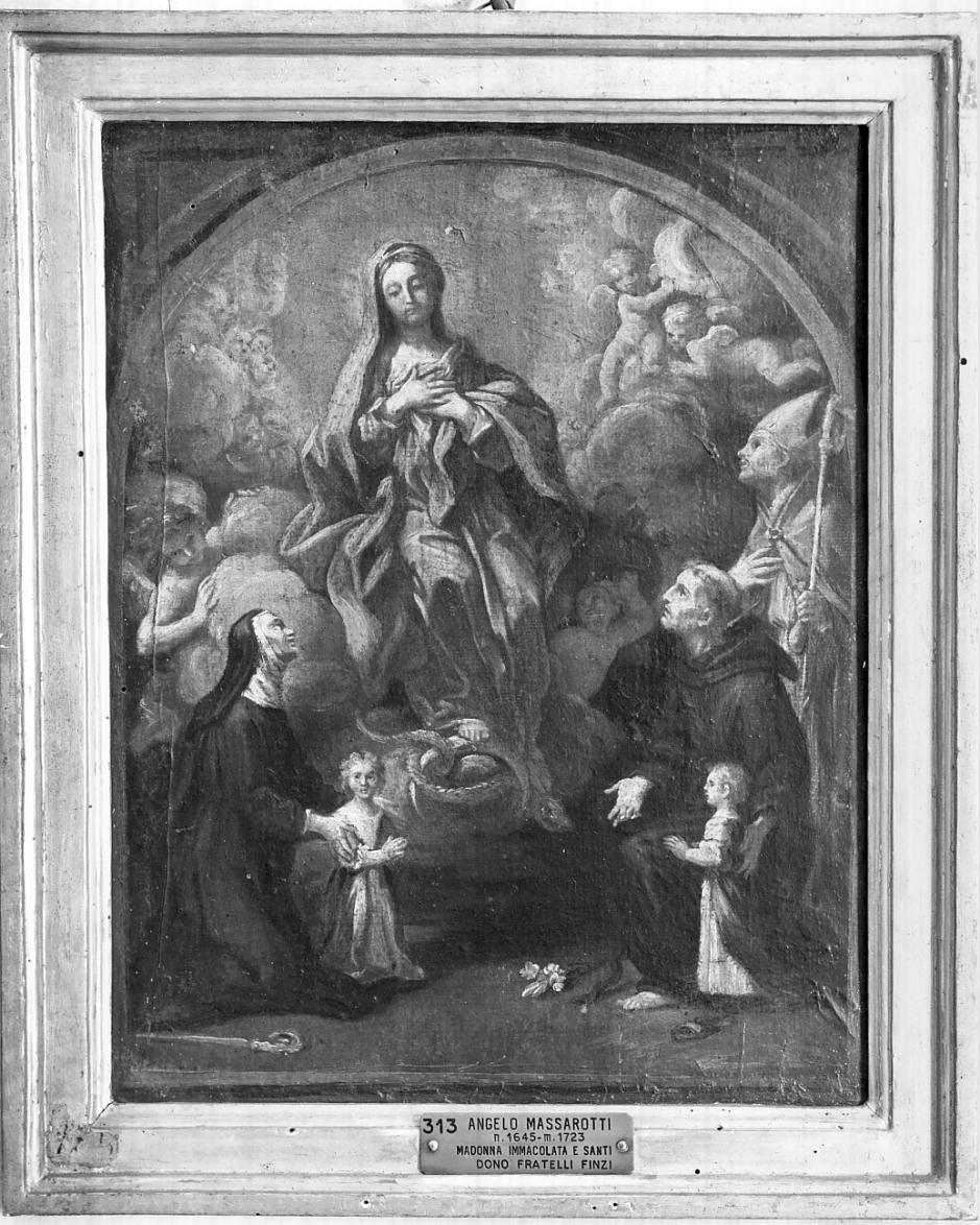 Madonna Immacolata e Santi (dipinto, opera isolata) di Massarotti Angelo (sec. XVII)