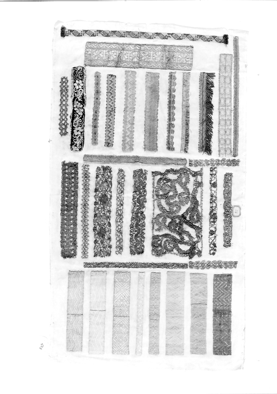 tessuto, insieme - manifattura italiana (secc. XVI/ XVIII)