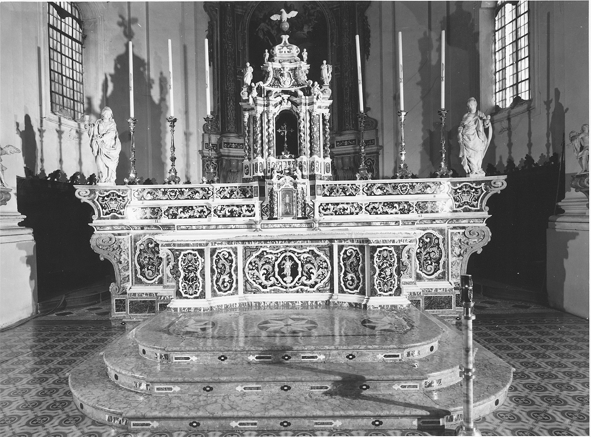 altare maggiore, insieme - ambito italiano (sec. XVIII)