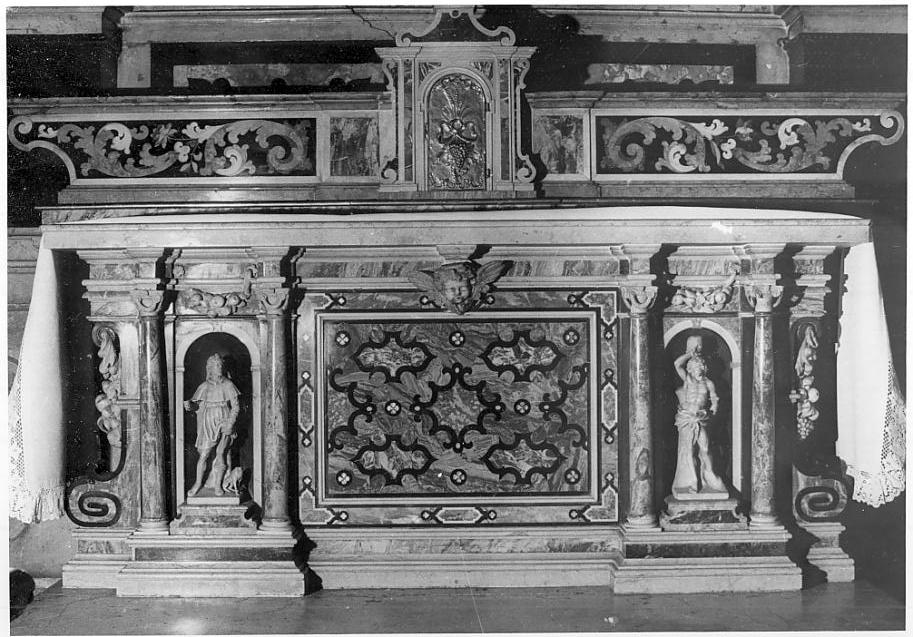 paliotto dell'altare di San Martino (paliotto, insieme) di Carra Antonio (primo quarto sec. XVII)