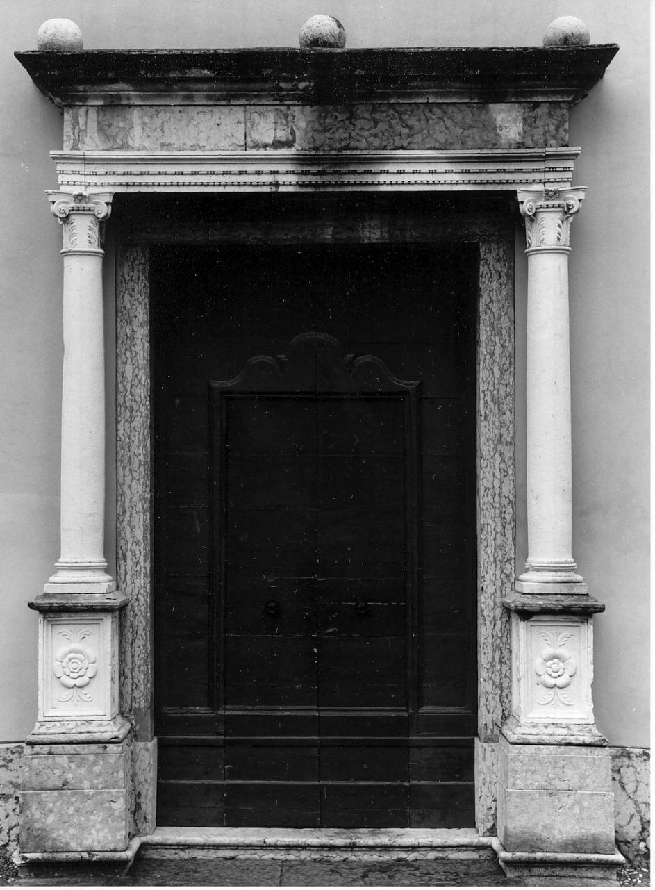 portale, opera isolata - ambito bresciano (ultimo quarto sec. XVI)