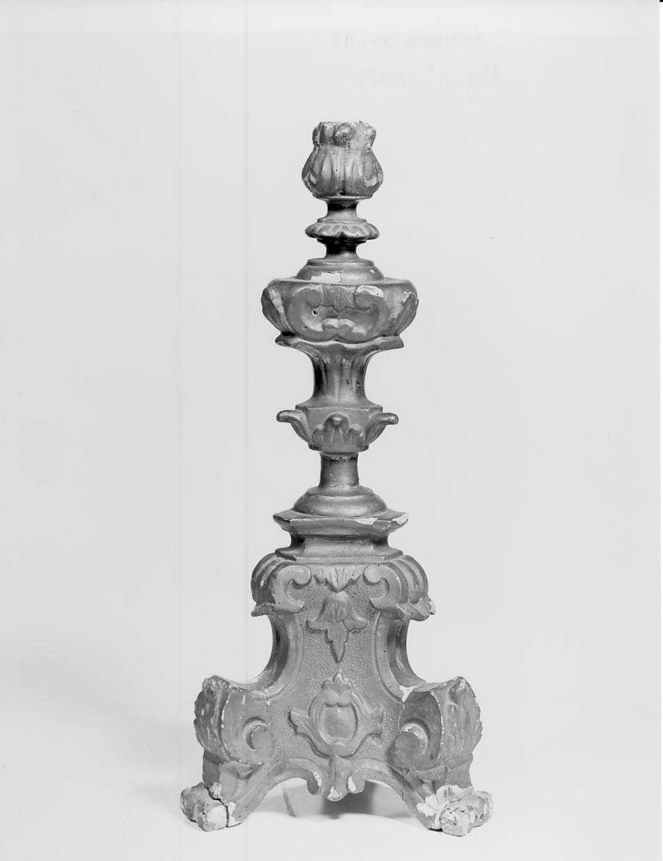 base per croce, elemento d'insieme - manifattura cremonese (seconda metà sec. XVIII)