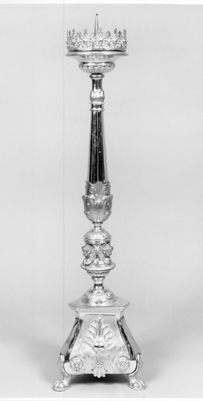 candeliere d'altare, serie - manifattura lombarda (primo quarto sec. XX)