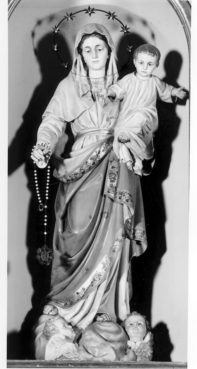 Madonna del Rosario (statua, opera isolata) di Righetti Emilio (secondo quarto sec. XX)