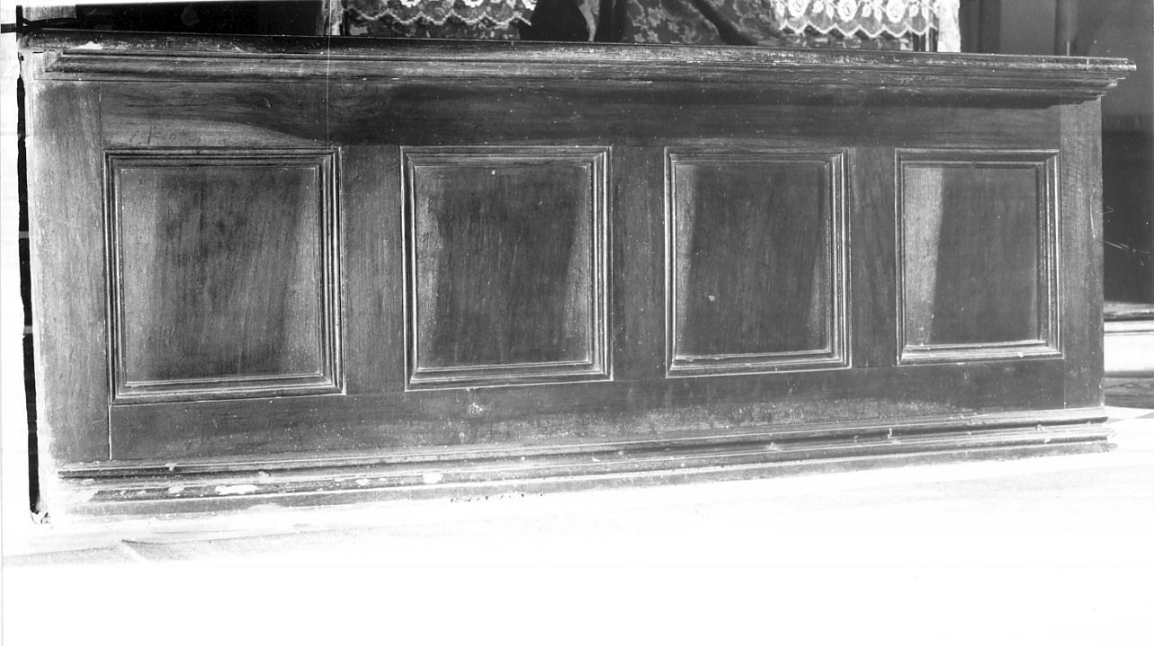 balaustrata di altare, coppia - ambito mantovano (prima metà sec. XVIII)