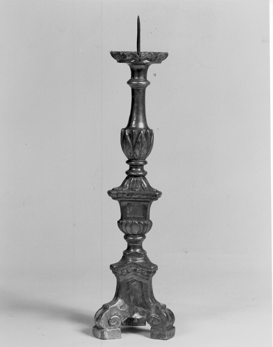 candelabro, opera isolata - manifattura cremonese (seconda metà sec. XVIII)