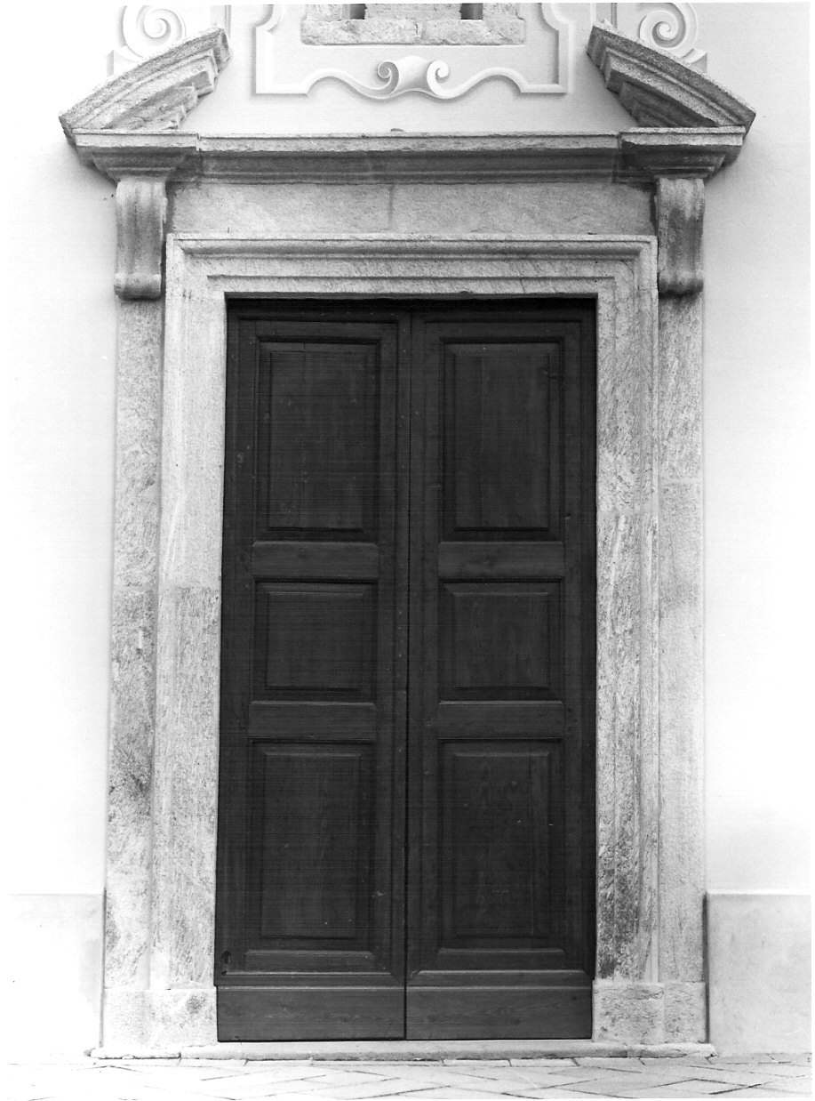 portale, opera isolata - bottega lombarda (sec. XVII)
