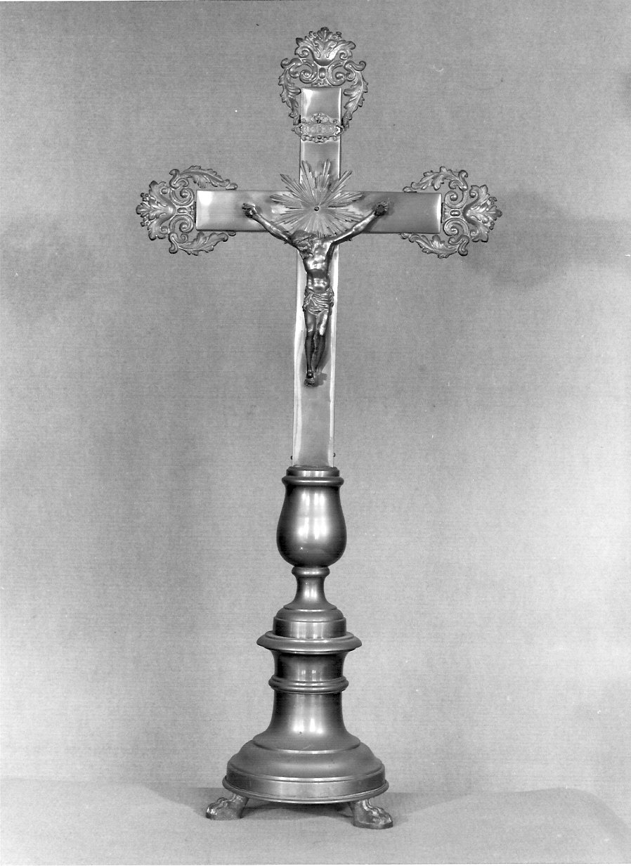 croce d'altare, opera isolata - bottega lombarda (metà sec. XIX)