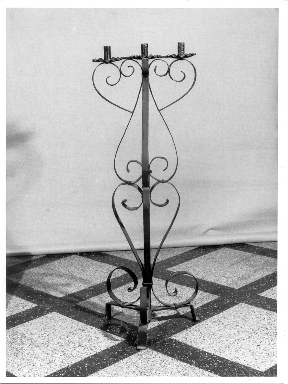 candelabro da chiesa, serie - ambito lombardo (sec. XIX)