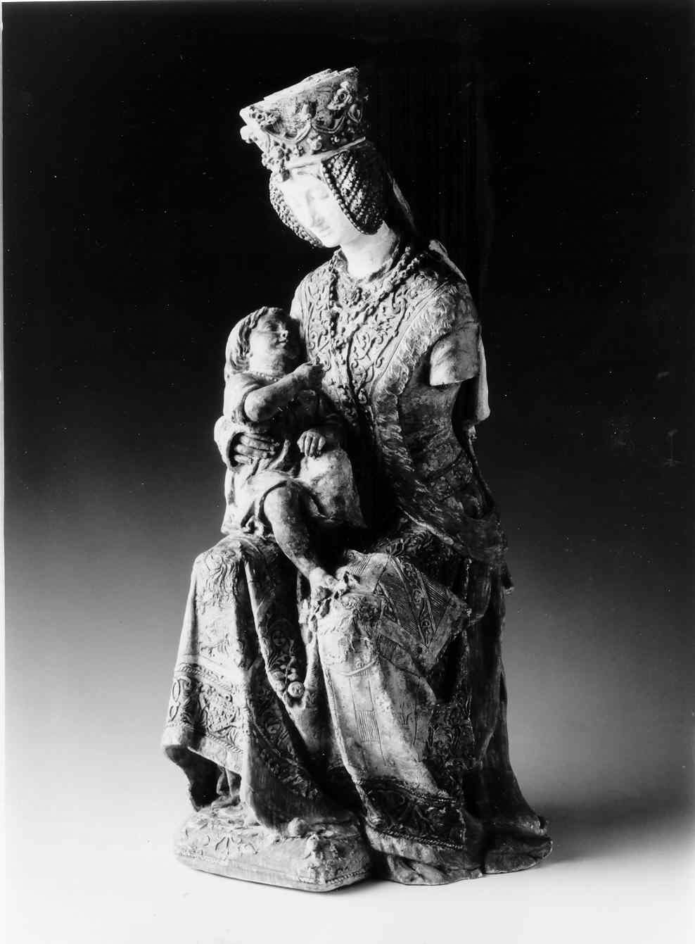 Madonna con bambino (scultura, opera isolata) - ambito lombardo (ultimo quarto sec. XIX)