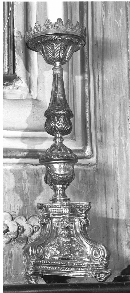 candeliere d'altare - ambito lombardo (seconda metà sec. XVIII)