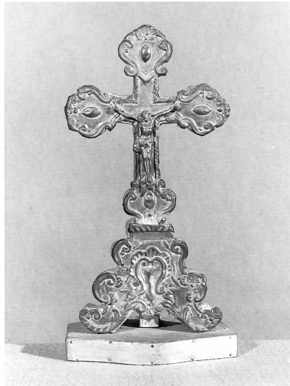 Cristo crocifisso (croce d'altare, opera isolata) - ambito lombardo (seconda metà, prima metà sec. XVIII, sec. XIX)