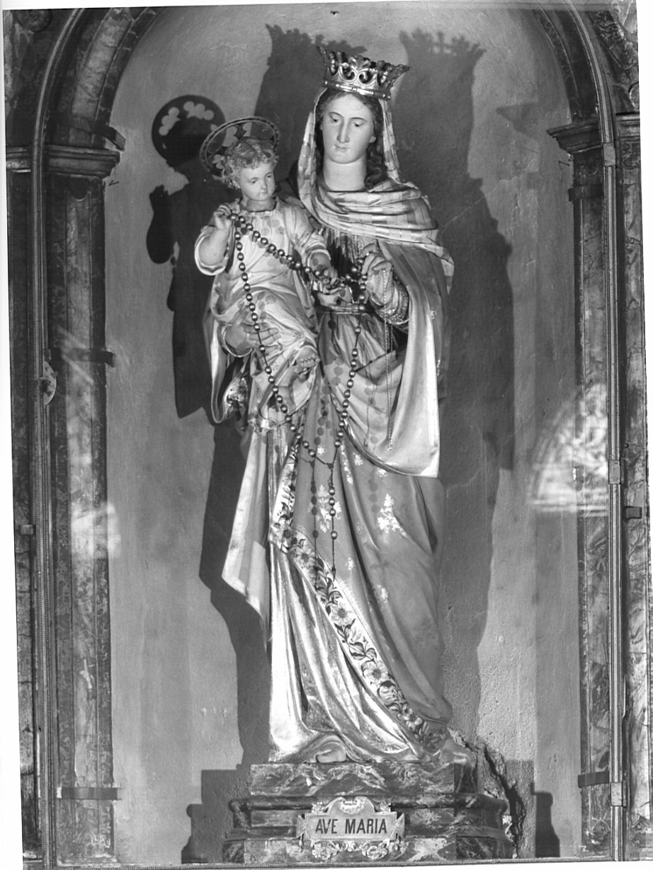 Madonna del Rosario (statua, opera isolata) - bottega lombarda (sec. XX)