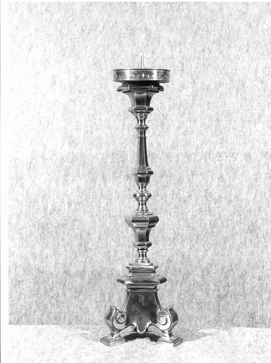 candeliere d'altare, serie - ambito valtellinese (prima metà sec. XIX)