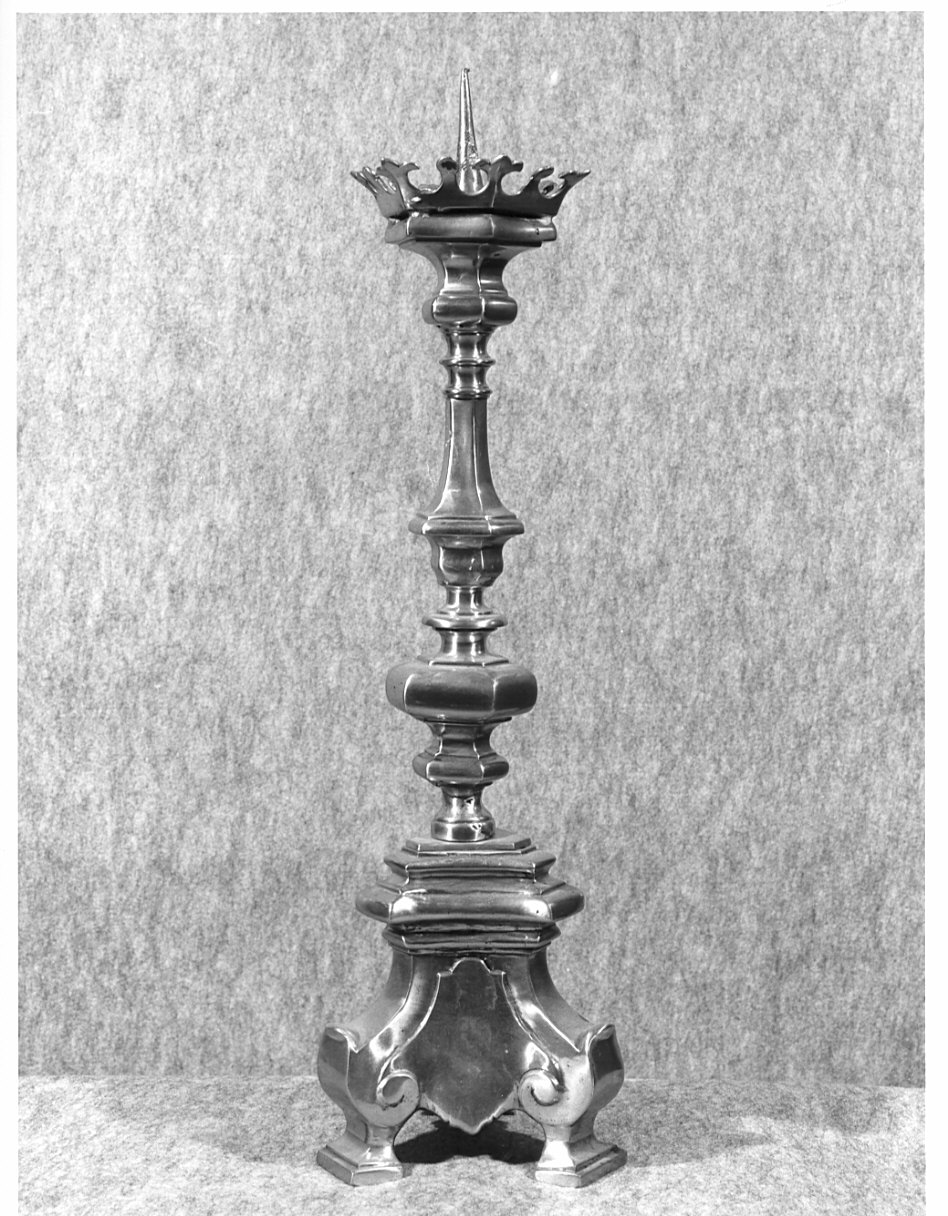 candeliere d'altare, coppia - ambito valtellinese (prima metà sec. XIX)