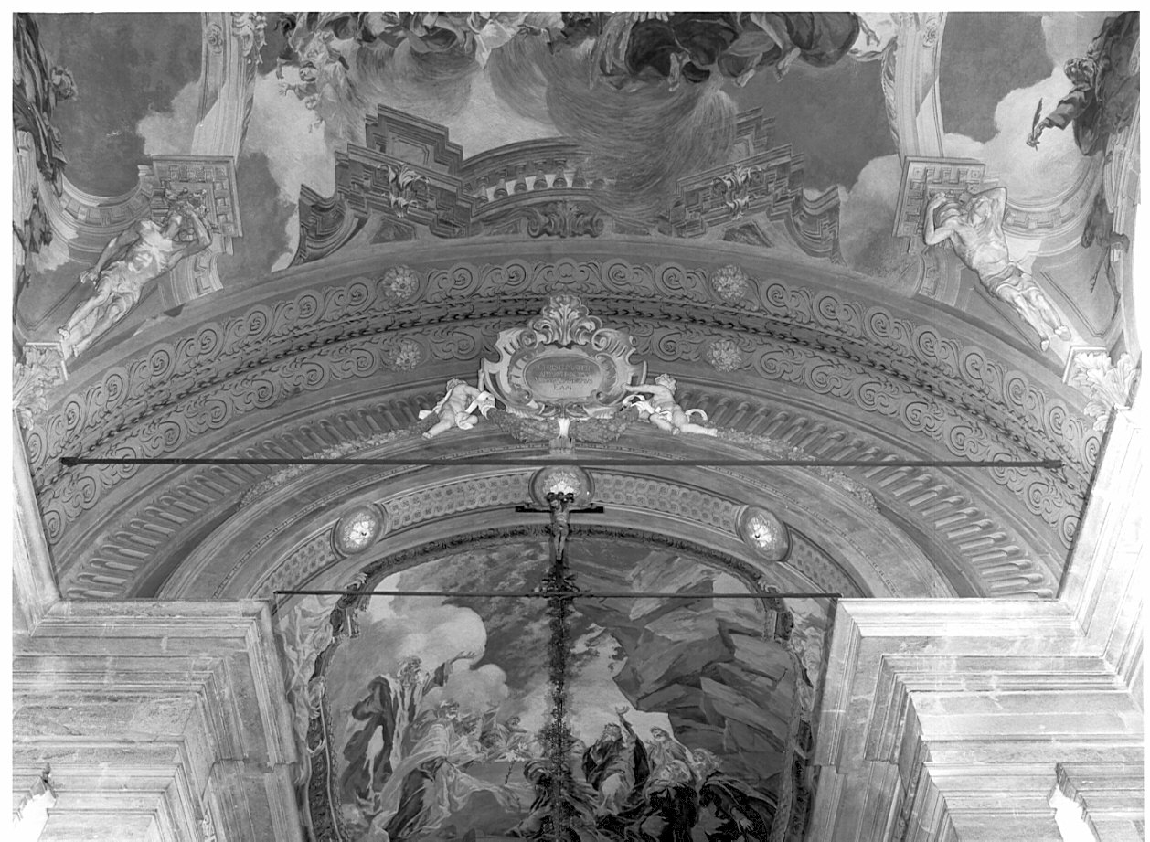 Cornice a scanalature rudentate/ angeli reggitarga (decorazione plastica, complesso decorativo) - ambito ticinese (sec. XVII)