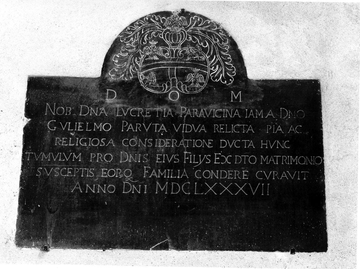 lapide tombale, opera isolata - ambito lariano (sec. XVII)