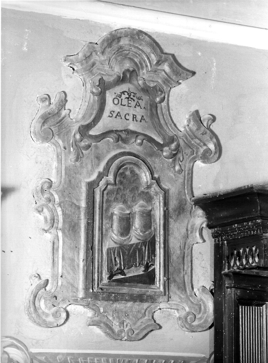 armadietto per oli santi, opera isolata - bottega lombarda (primo quarto sec. XVIII)