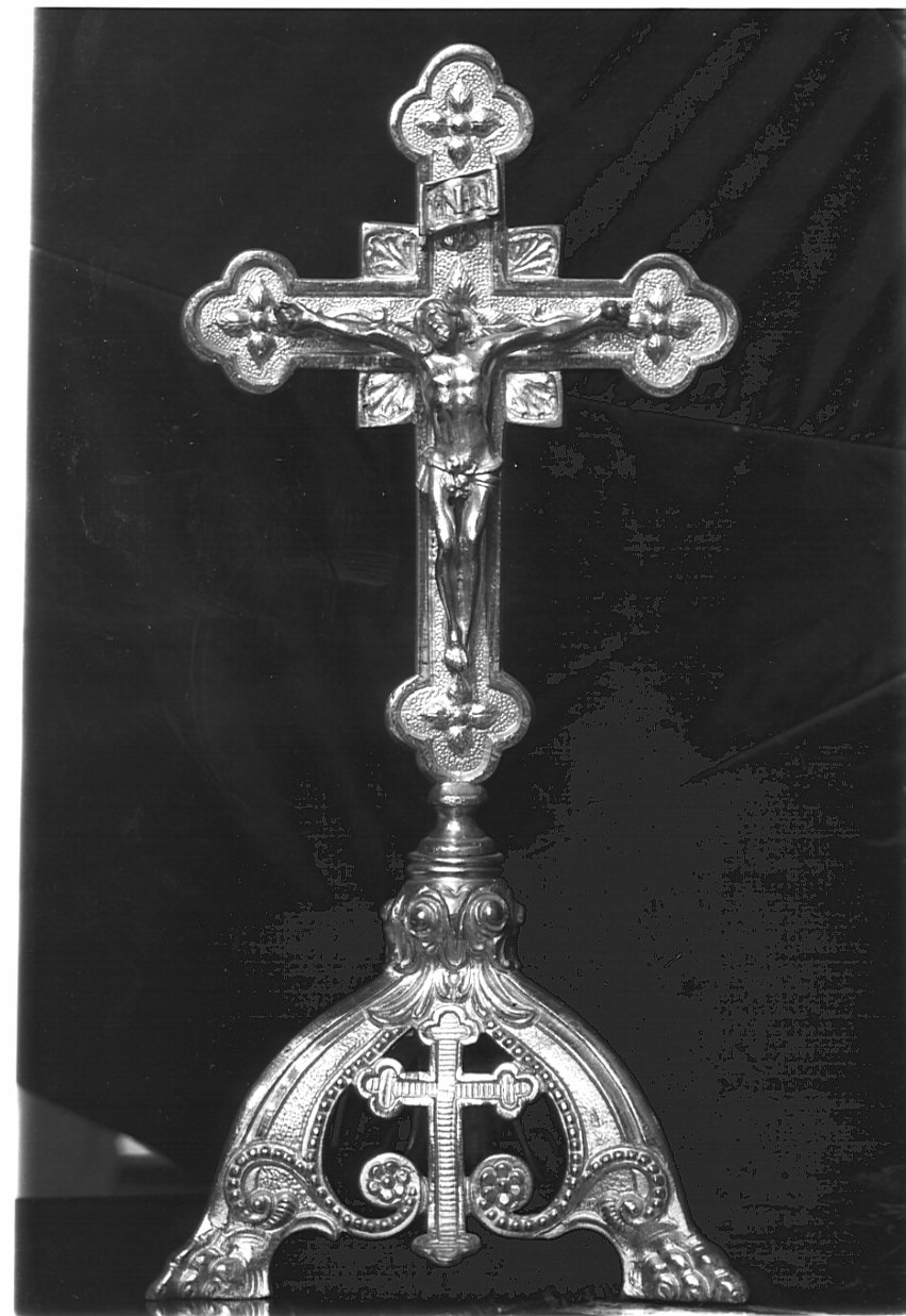 croce d'altare, opera isolata - bottega lombarda (fine/inizio secc. XIX/ XX)